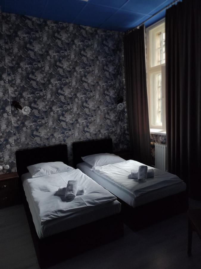 Night O'Clock Business Aparts Ополе Екстер'єр фото